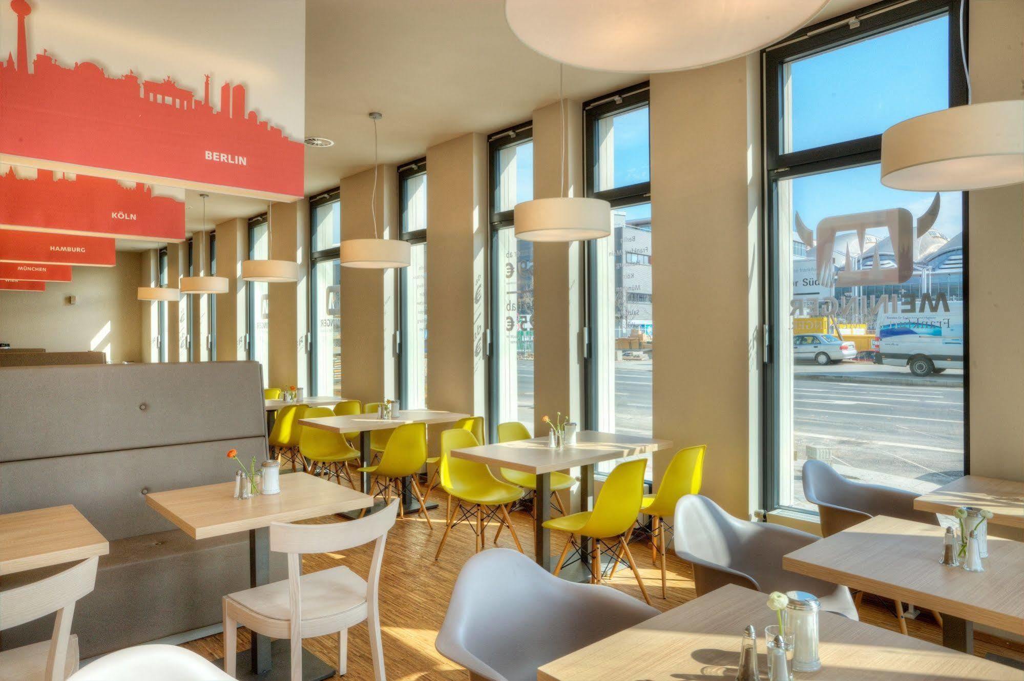 Meininger Hotel Frankfurt/Main Messe Франкфурт-на-Майні Екстер'єр фото